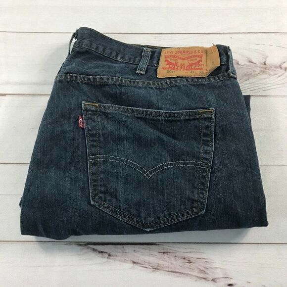 Levi Strauss & Co. Men's Straight Dark Washed Jeans W42/L32 - Picture 14 of 14